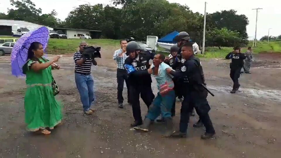 Seis Manifestantes Retenidos En Horconcitos Critica