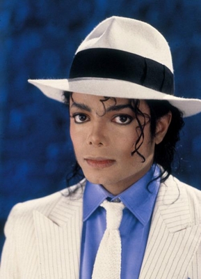 Ru fósil perspectiva Subastan por 10 mil dólares sombrero de Michael Jackson | Critica
