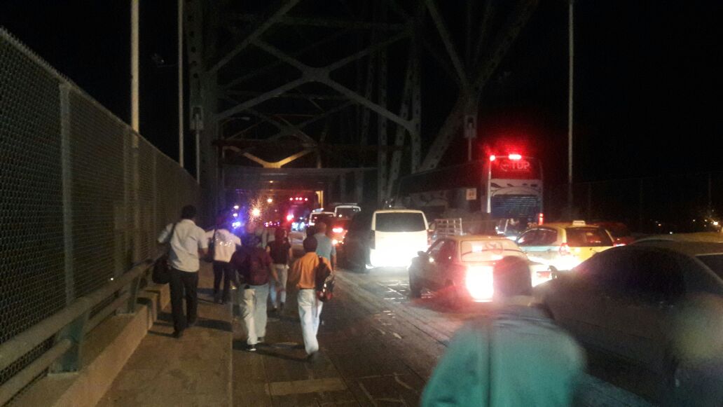 Accidente En El Puente De Las Américas: 2 Heridos | Critica