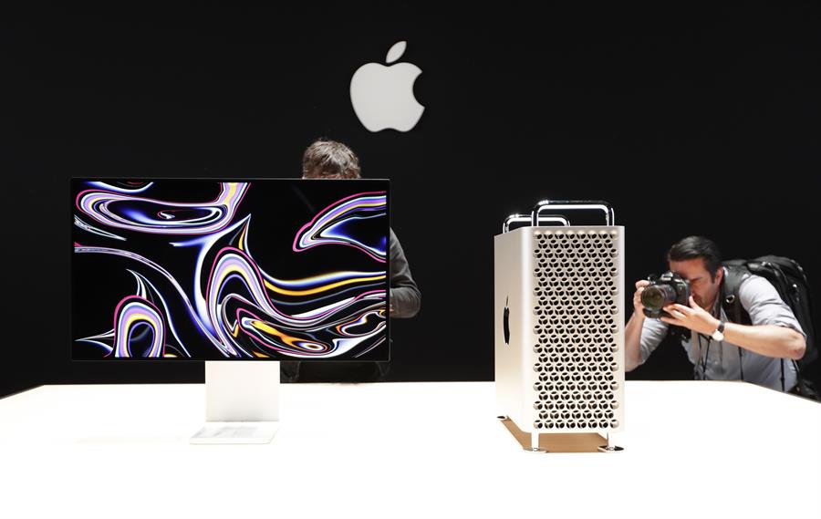 Vista del nuevo Apple Mac Pro el 3 de junio de 2019 durante la Conferencia Mundial de Desarrolladores de Apple 2019, celebrada en el centro de convenciones McEnery, en San José, California (Estados Unidos). EFE