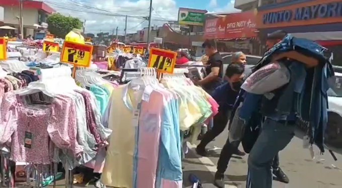Bomberos combaten incendio en almacenes en Veraguas [Video] | Critica