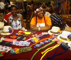 La Feria Afroantillana se realiza hoy y mañana en el centro de convenciones Atlapa. Artesanías, comidas y artistas están presentes en la actividad. (Fotos: E. Santos)