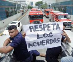Los bomberos realizaron a nivel nacional caravanas y marchas como parte de su lucha.