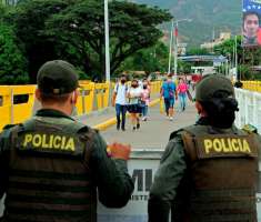 Reabren los pasos fronterizos entre Colombia y Venezuela efe