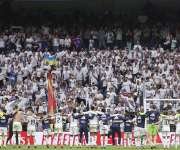 Los jugadores del Real Madrid festejan la victoria. /Foto: EFE