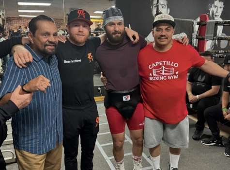 Roberto &#039;Mano de Piedra&#039; Durán estuvo en Las Vegas para la pelea de Saúl &#039;Canelo&#039; Álvarez pero ya se encuentra en Panamá para ejercer su voto.