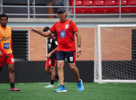 Leonardo Pipino, técnico de la Selección Sub-17 de Panamá. Foto: FEPAFUT