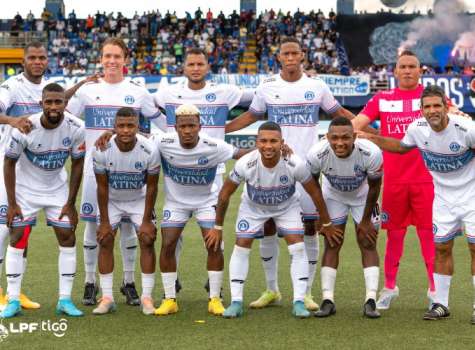 Duelo de líderes del torneo apertura del fútbol panameño terminó sin goles