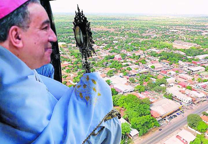 Arzobispo bendecirá a Panamá desde el cielo