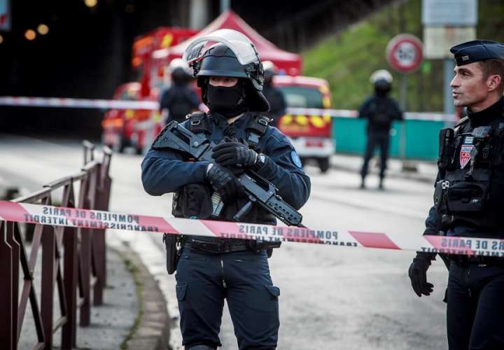 Un ataque con cuchillo al sur de París acaba con la vida de un hombre