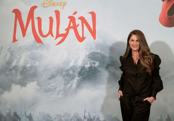  Estreno de "Mulan" se aplaza de nuevo tras el repunte de coronavirus en EE.UU.