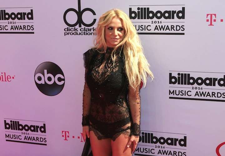 Britney podrá derrochar todos sus millones; su padre desiste de ser su tutor