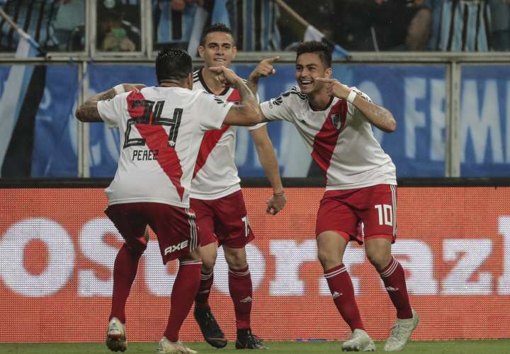 Los jugadores de River Plate festejan tras conseguir la clasificación. /EFE