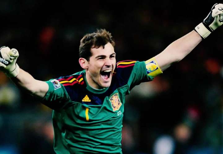 Iker Casillas, recuperado 100% de infarto que sufrió hace un año 