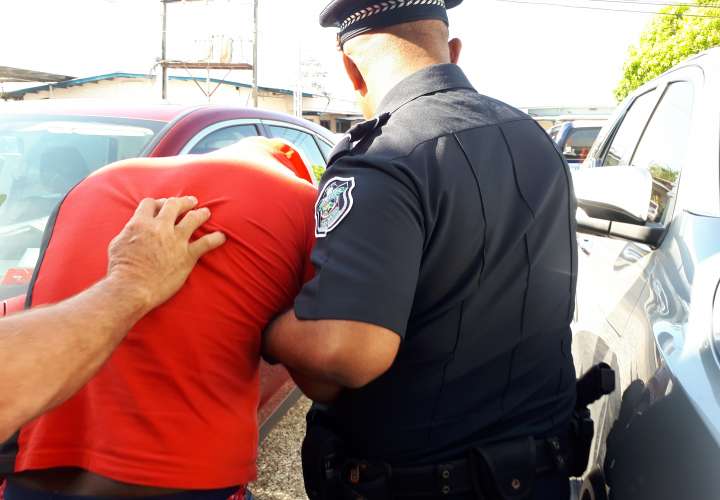 Los cuatro hombres fueron detenidos a la entrada de la ciudad de Santiago