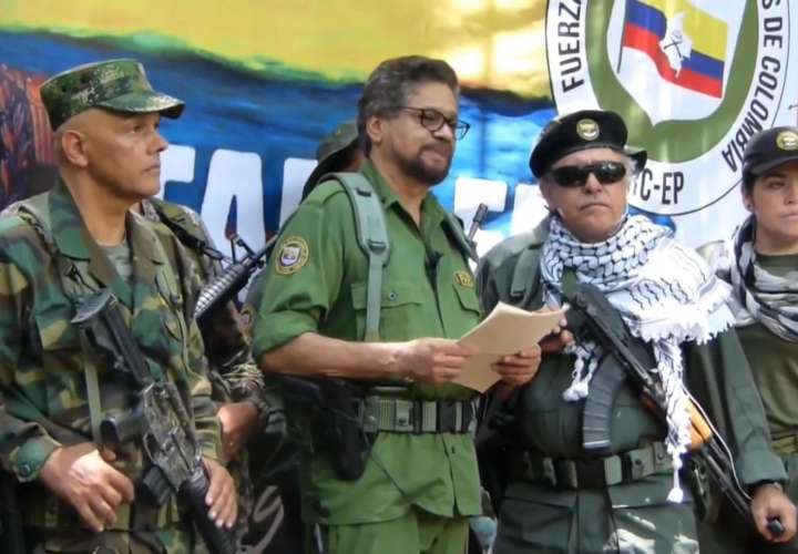 El disidente de las FARC 'Iván Márquez' anuncia que retoma las armas