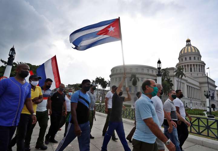 Blades dice que no sorprenden las protestas en Cuba tras décadas de dictadura