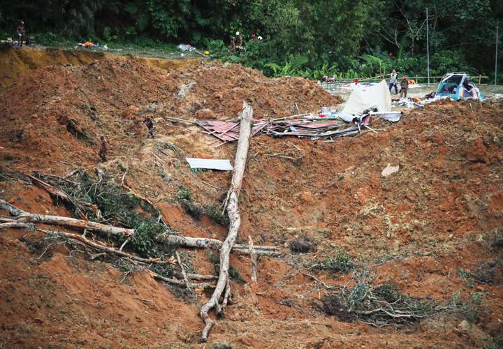 24 los muertos por avalancha en Malasia; hay 9 desaparecidos
