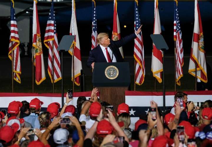  Trump vota por Trump en Florida, antes de que Obama haga campaña en Miami