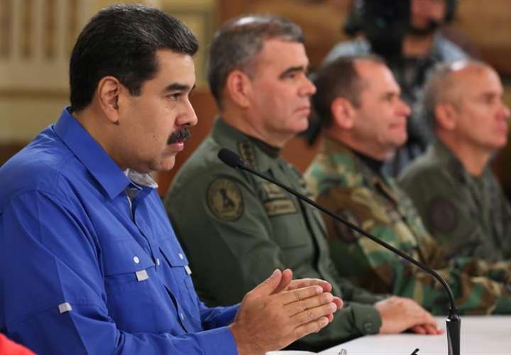 Pompeo asegura que Maduro todavía manda en Venezuela, pero no puede gobernar