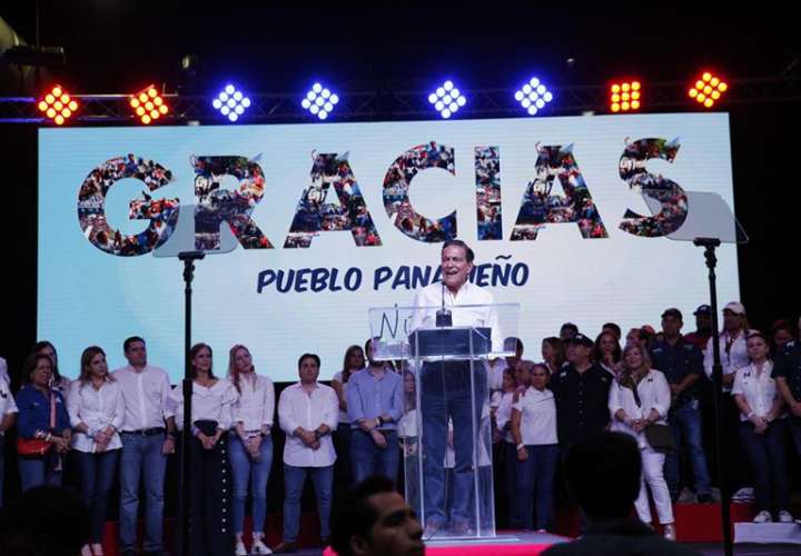 Cortizo, el político tradicional que se impuso por estrecho margen en Panamá