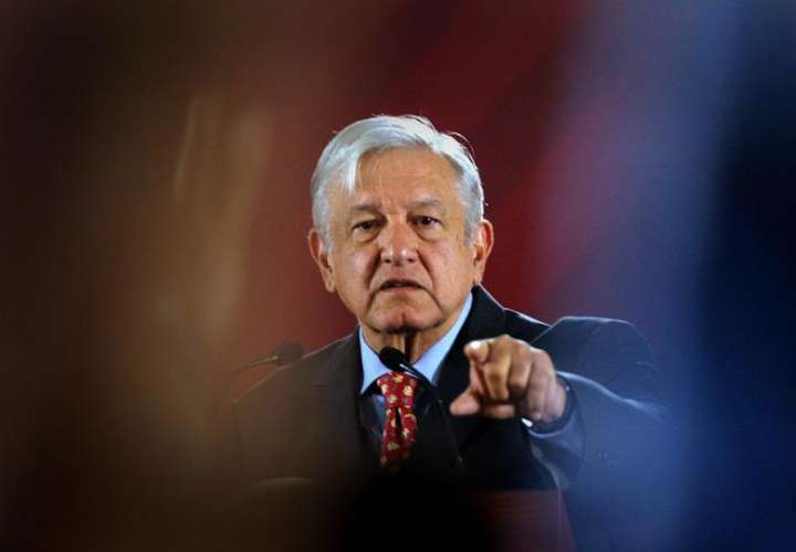 Revelan más lazos del partido de López Obrador con contratistas del Gobierno