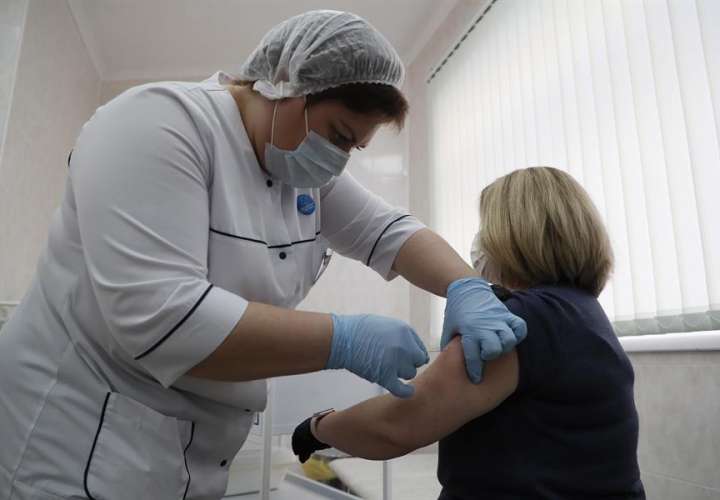  Rusia autoriza la vacunación con Sputnik V para mayores de 60 años