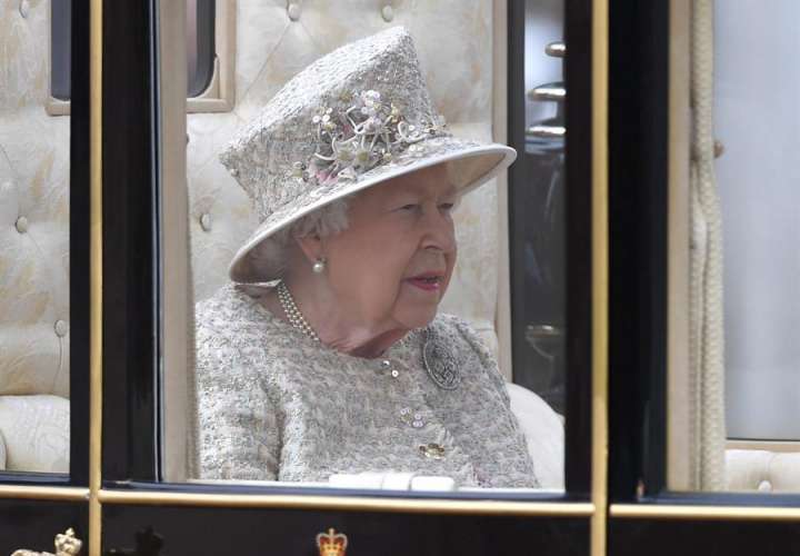 La reina Isabel II cumple 95 años y lo celebra en privado sin mucha bulla
