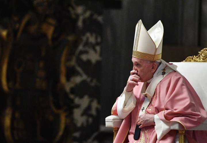 Vaticano no aprueba unión de homosexuales porque “Dios no bendice el pecado"