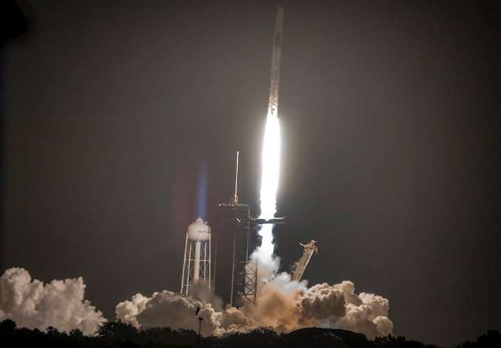  Aplazan hasta el 3 de noviembre el lanzamiento de misión espacial a la EEI