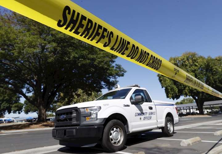  La Policía confirma nueve muertos en un tiroteo en California