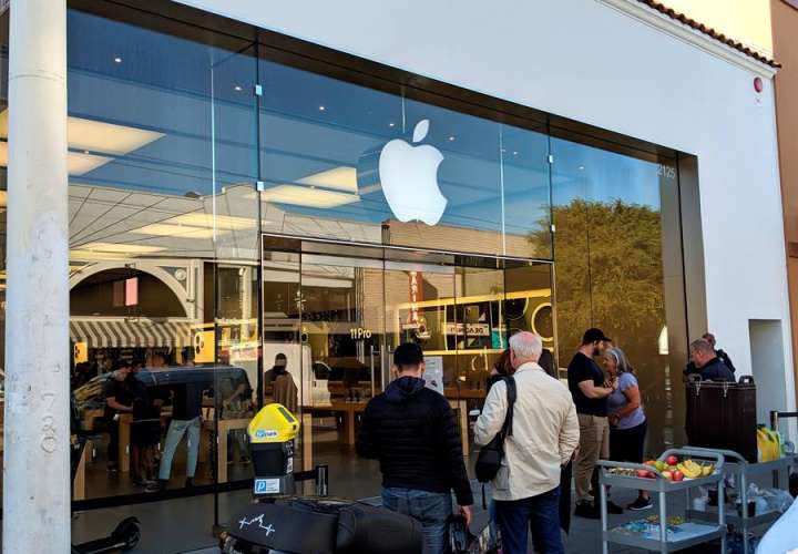  Apple reabrirá la próxima semana algunas de sus tiendas en EE.UU.