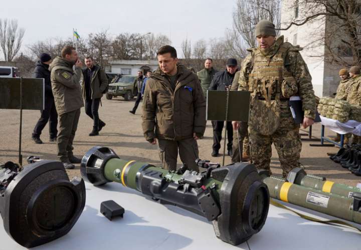 EEUU dice que una guerra parece inminente tras bombardeos en Ucrania