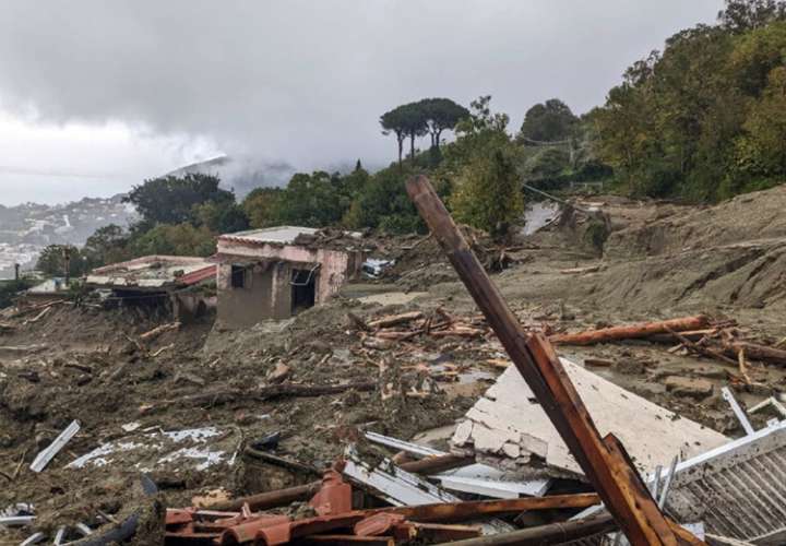 Un muerto y una decena de desaparecidos por lluvias en Italia