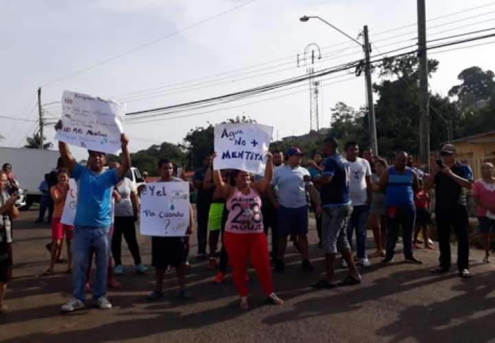 Moradores de El Tecal suspenden cierre de calle y dan un plazo al Idaan 