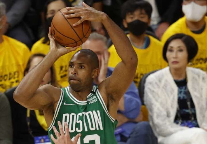 Al Horford fue uno de los jugadores claves en el triunfo de Boston Celtics. Foto: AP