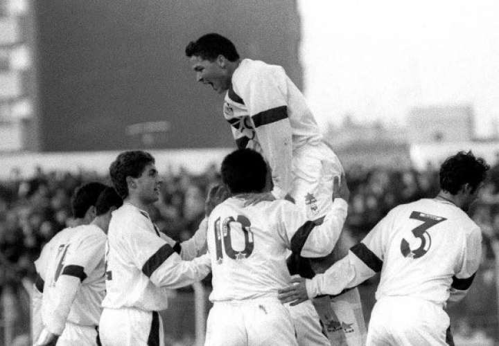 Rommel festeja uno de sus goles con el Albacete Balompié. / Foto: Albacete Balompié
