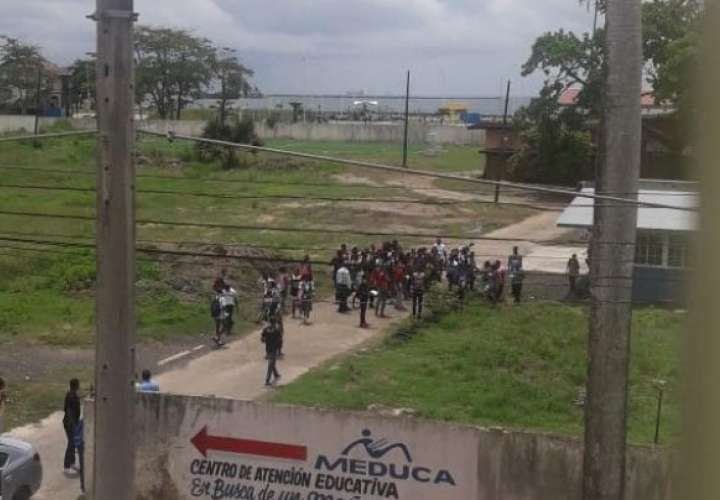 Detienen a estudiante tras balacera cerca de colegio en Colón 