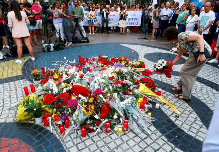 El 17 de agosto de 2017, una célula yihadista atropelló a peatones en Las Ramblas de Barcelona y pocas horas después arrolló a varias personas en la localidad costera de Cambrils. EFE