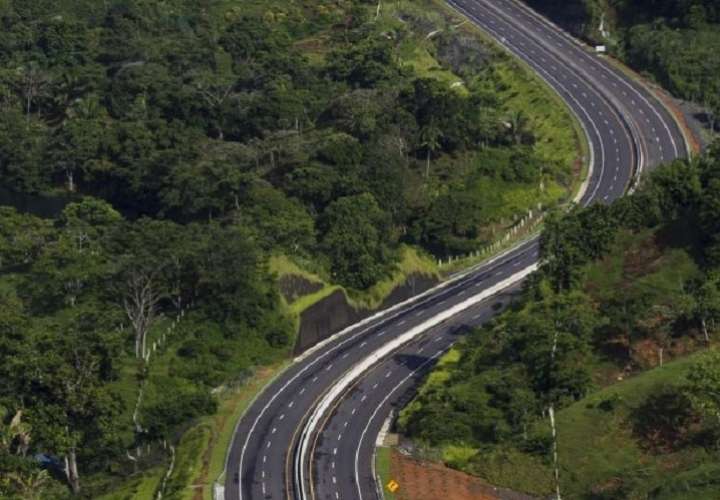 Prohíben uso de autopista a transportistas de Colón; hay gente enfurecida 