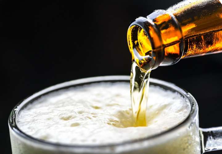 Panameños son expertos bajando cerveza y más los fines de semana