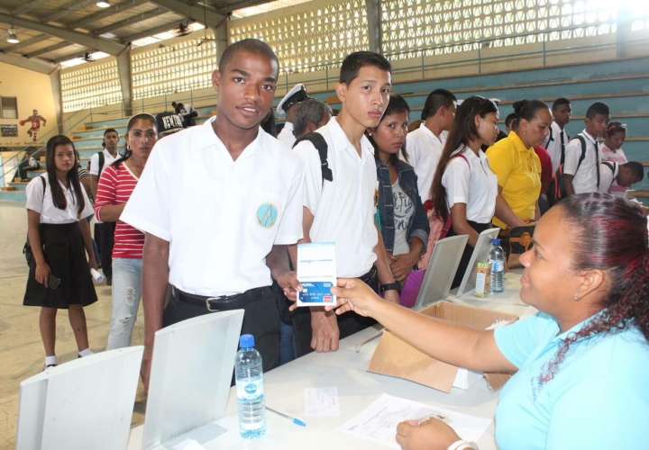 El lunes entregarán pago de becas del segundo trimestre