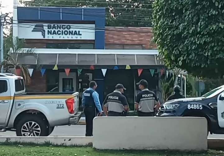 Intentan robar en Banco Nacional de Boquerón. Abrieron boquete