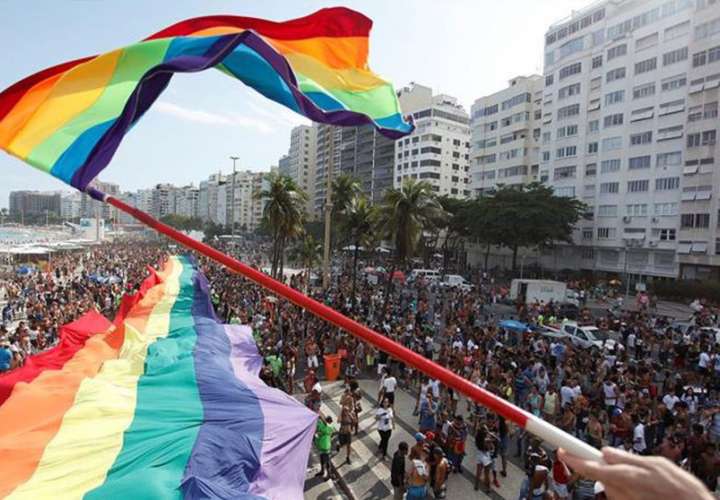 Brasil castigará con prisión a personas por homofobia y transfobia