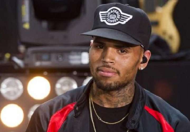 Chris Brown responde a las acusaciones de abuso sexual; le exigen $20 millones