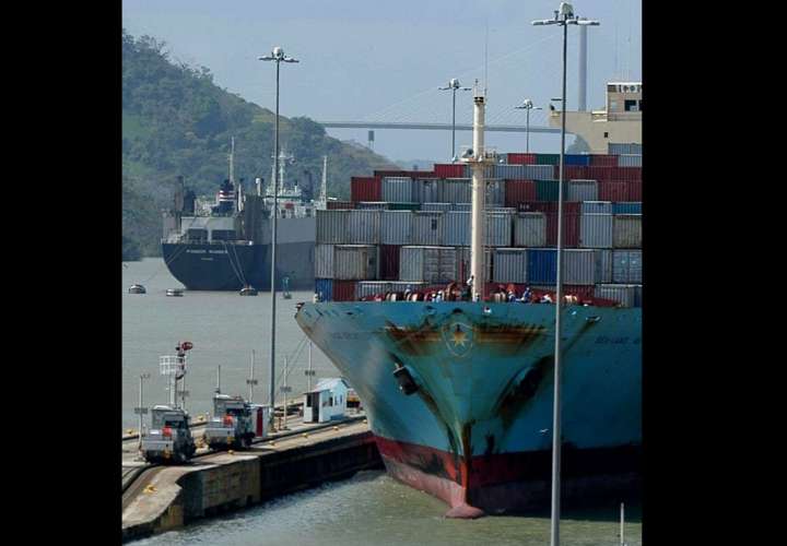 El puerto franco panameño realiza anualmente transacciones de importaciones y reexportaciones por unos 13.000 millones de dólares. EFE Archivo