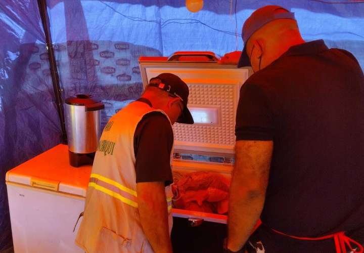 Vigilancia sanitaria en los puestos de venta de comidas en los diversos puntos donde se celebra el carnaval en la provincia de Chiriquí.