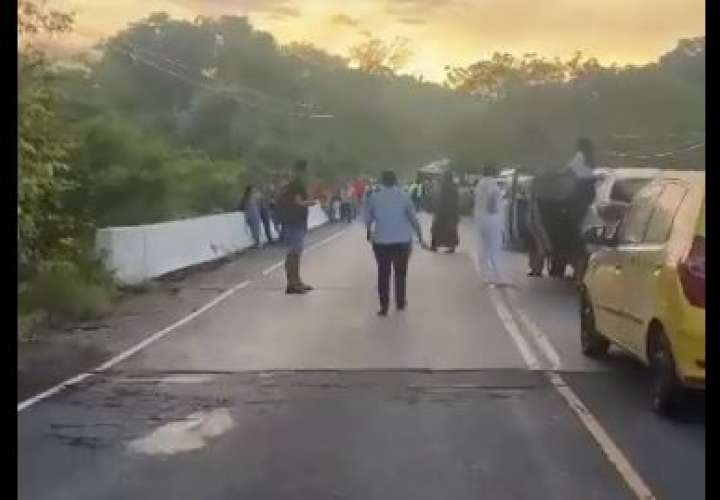 Policía cierra entradas y salidas de Veracruz para evitar caravana 