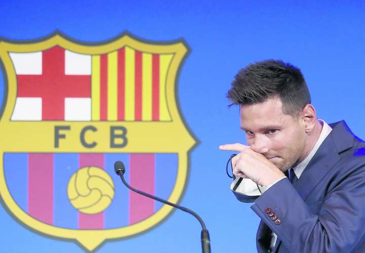 Lionel Messi durante su despedida del FC Barcelona.