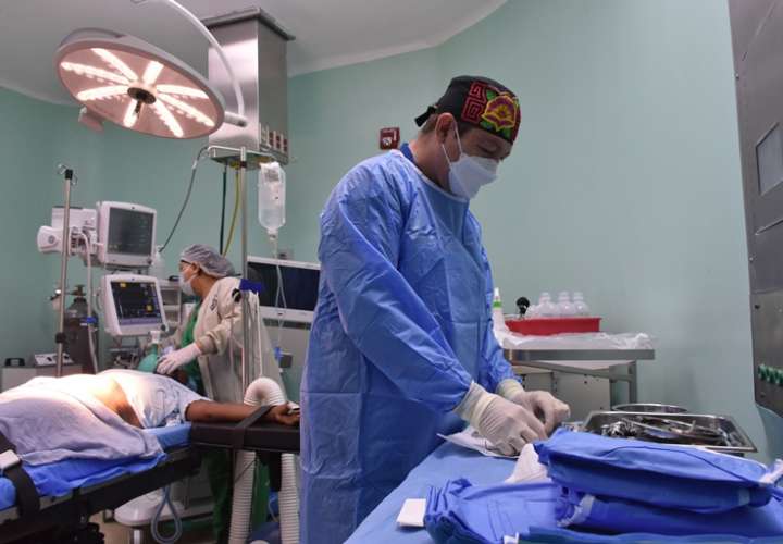 Anualmente se efectúan unas 3,000 cirugías en la policlínica JJ Vallarino.